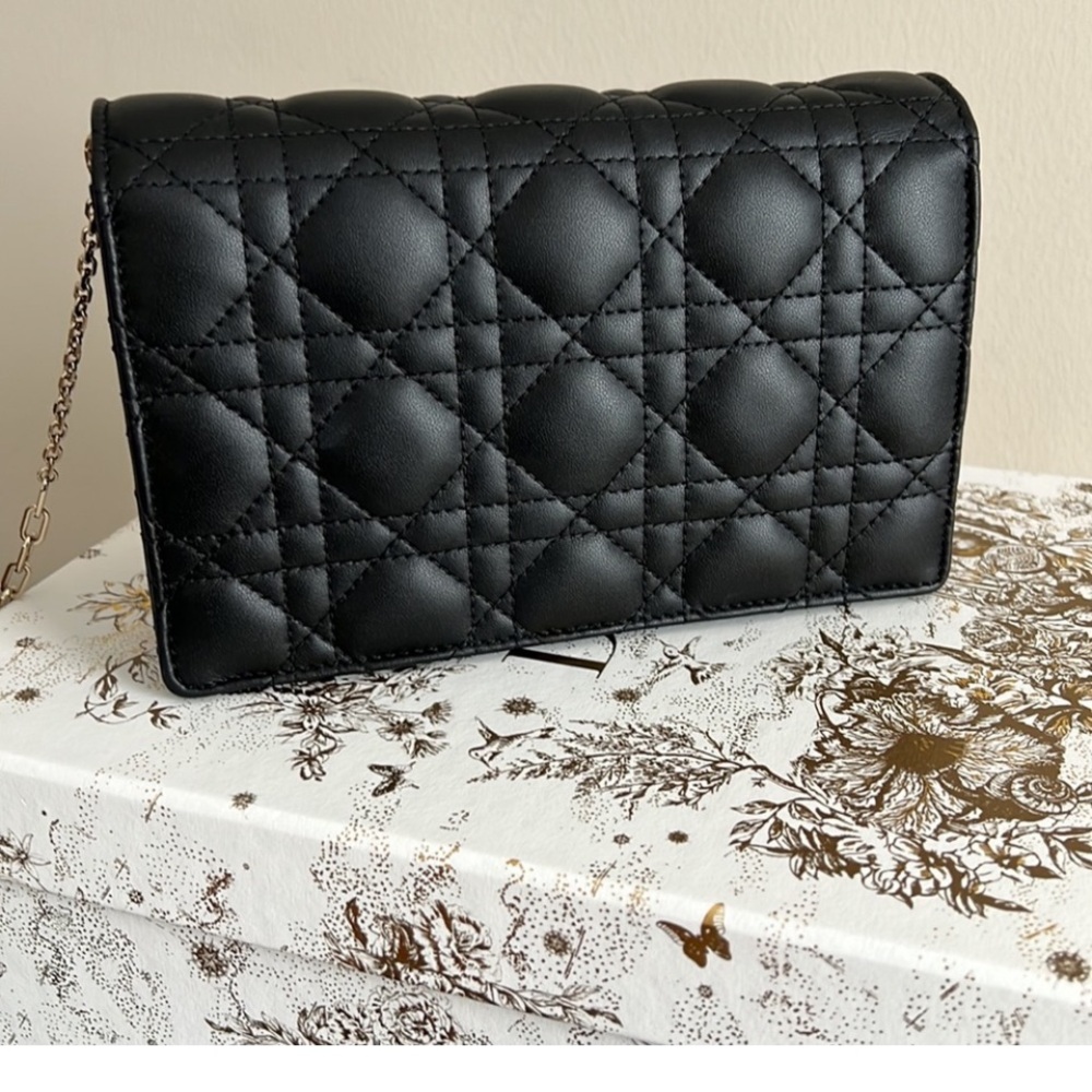 Lady Dior Chain Pouch - Picture 4 of 9
